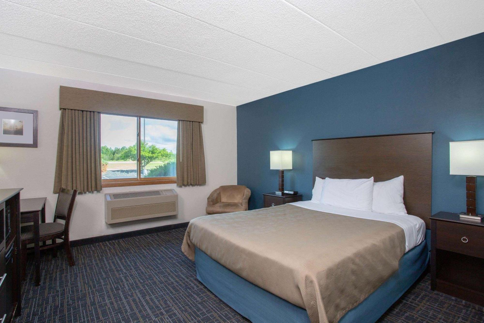 Americinn By Wyndham Hayward Ngoại thất bức ảnh